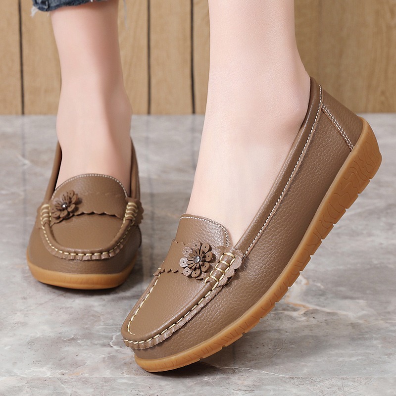 Women's Moccasins Solid Color  - Leatherwork Flowers review and price